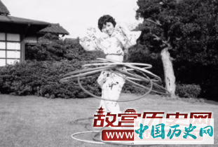 50年代日本经济复苏，50年代的日本什么样子？