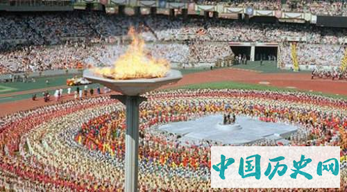 《请回答1988》里的10个历史梗，你发现了哪些？