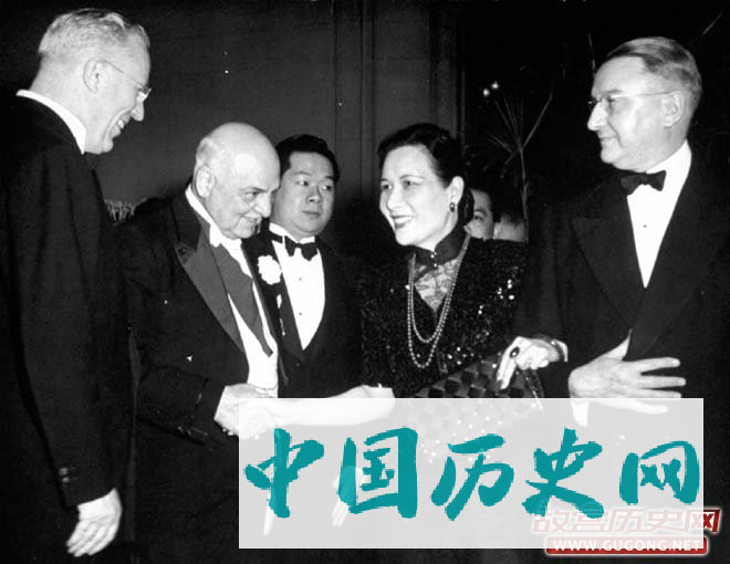  1943年5月宋美龄访问旧金山
