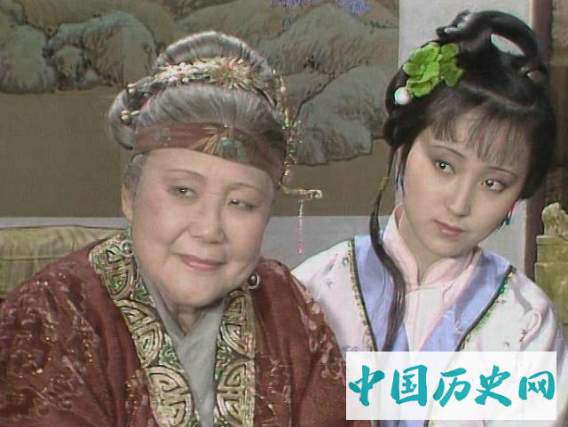 《红楼梦》中贾母到底喜欢谁？
