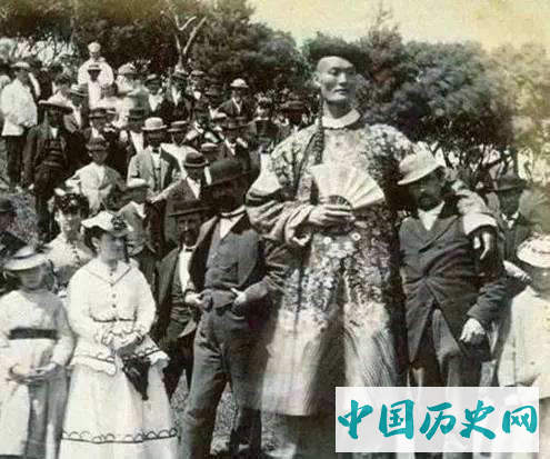 清朝最高和最矮的人：身居海外娶外国人一个结2次婚