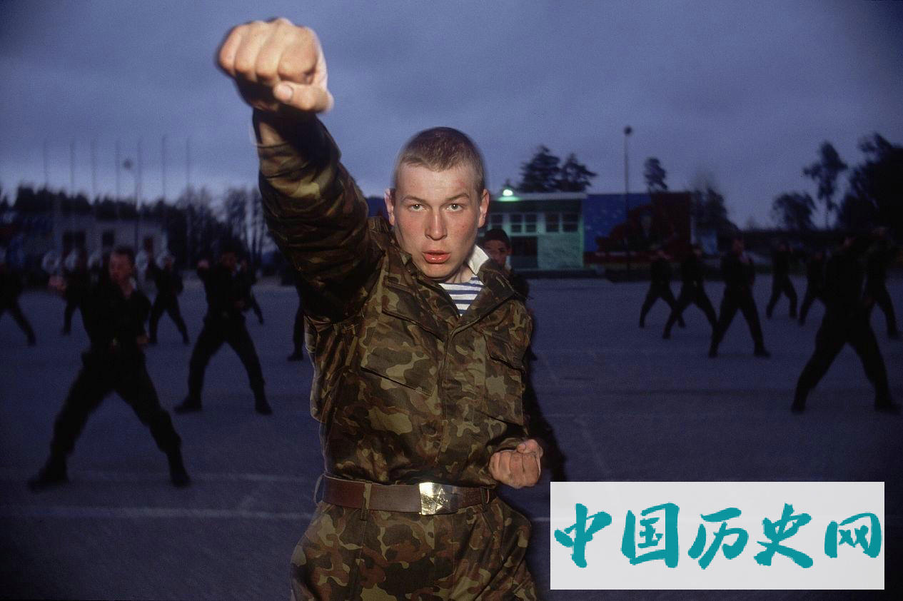 老照片：1991年苏联那些可怜的老百姓