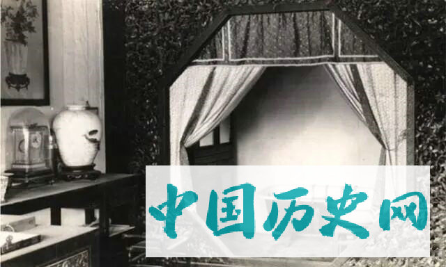 清末老照片：曾国藩孙女已成新娘婉容沐浴处很宽敞