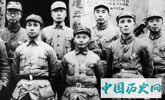 依次为袁国平、粟裕、陈毅、王集成、周恩来、邓子恢、项英，在新四军云岭军部
