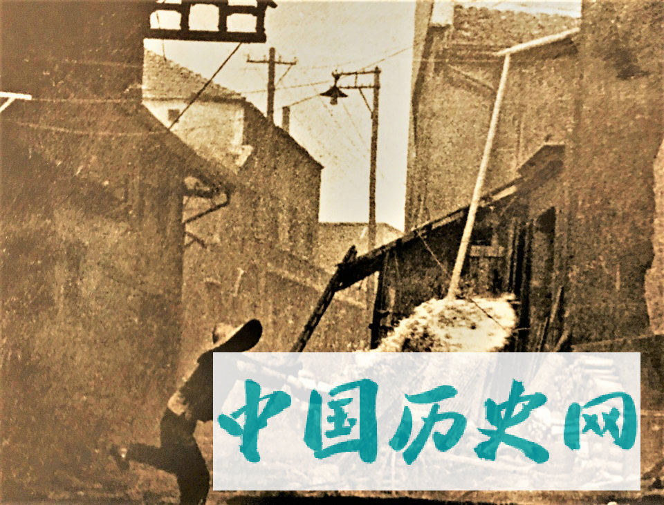 老照片：侵华日军的真面目，大轰炸下的中国人