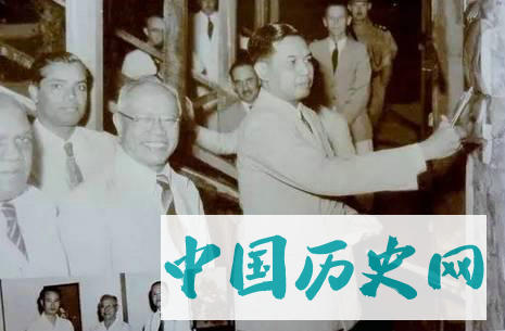 他设计了中国第一枚口罩，67天内控制了百年前的东北大鼠疫