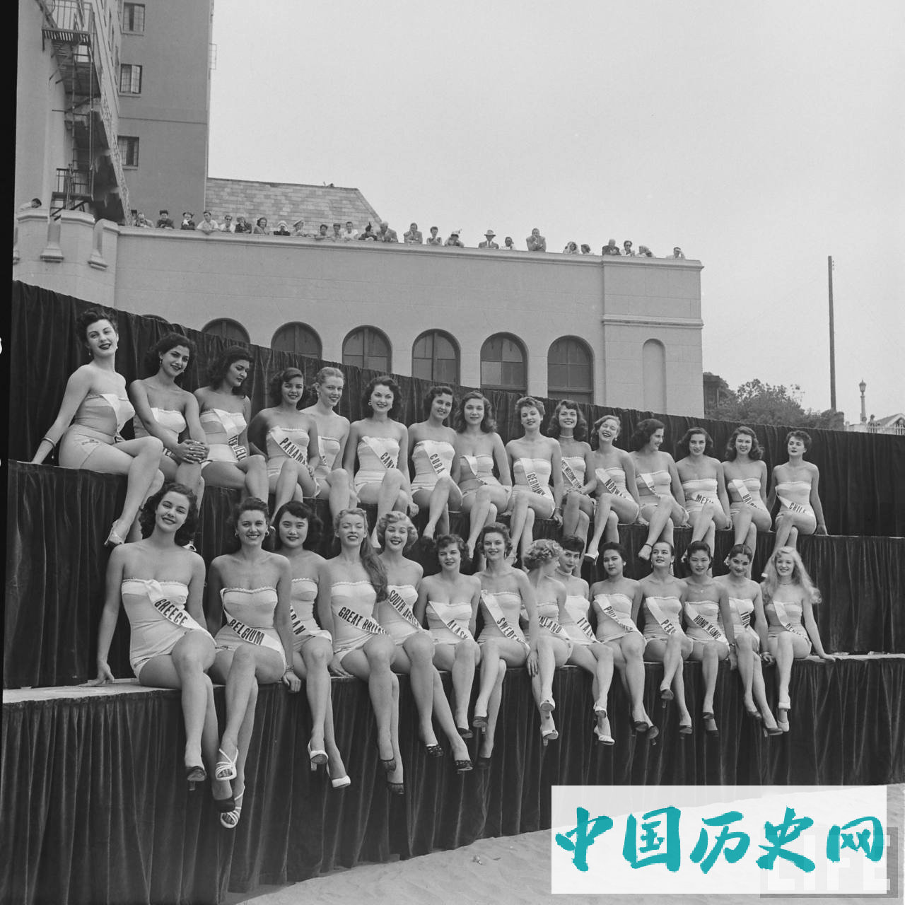 1952年首届世界环球小姐选美赛投降没几年的日本也参加了