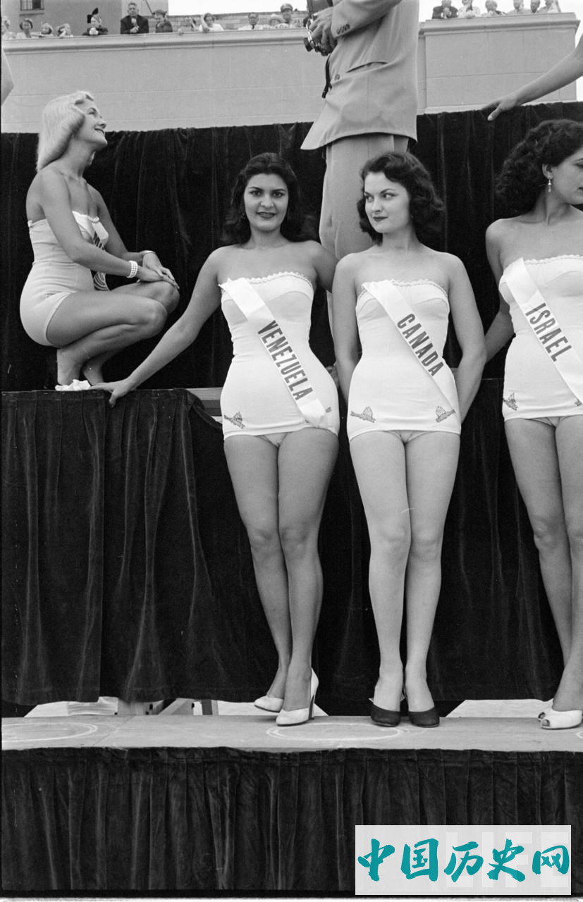 1952年首届世界环球小姐选美赛投降没几年的日本也参加了