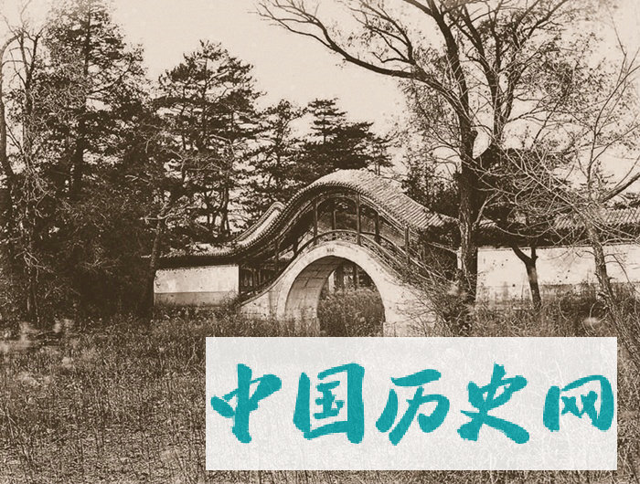 老照片：英法联军大火后，圆明园中幸免于难的几处