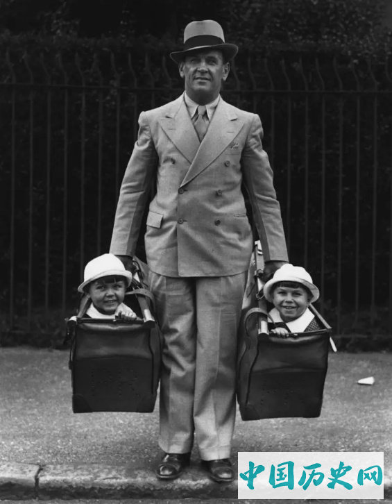 美女只是噱头马戏团要挣钱还得靠真本事