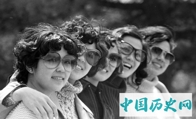 15张老照片直击中国女性百年变化，民国美女最好看