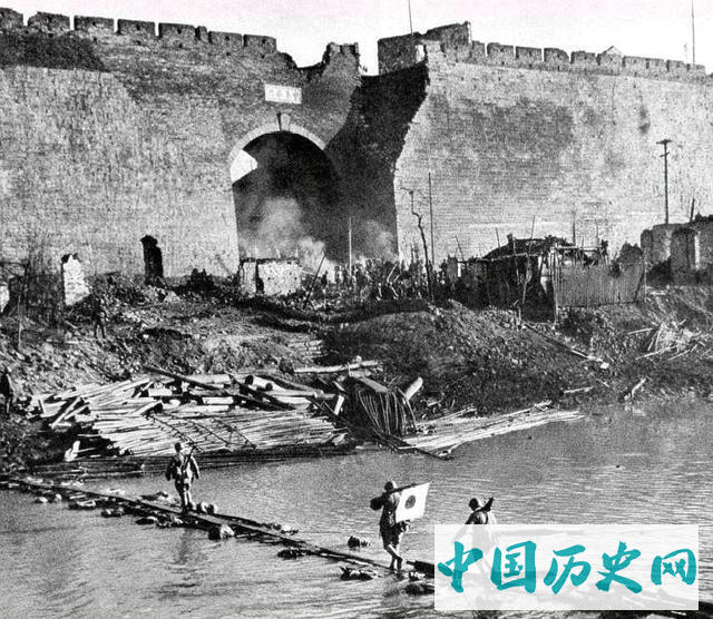 侵华日军攻陷南京老照片对城内百姓大屠杀