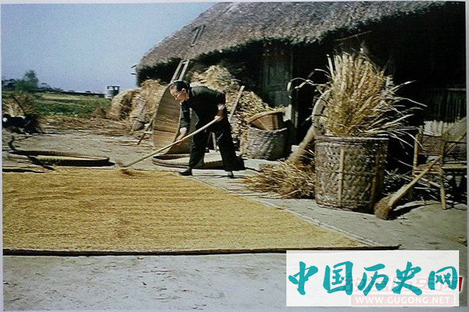 40年代四川农村，美国飞虎队队员拍摄