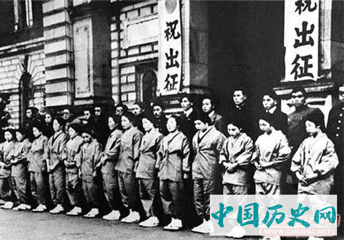 老照片,二战时期比日本鬼子更疯狂的日本女人