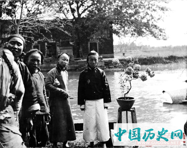 加速清王朝没落 只懂玩乐八旗子弟的真实照片