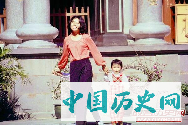 台湾老照片：走进1972年的台南人家