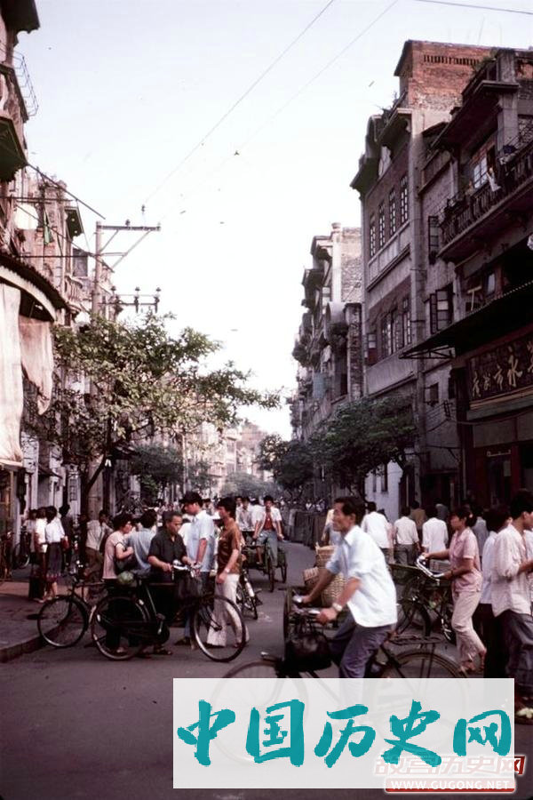 80年代老照片:1980年代初的慢节奏生活