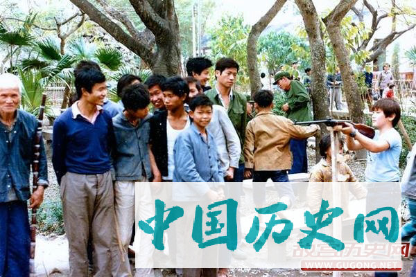 80年代老照片：八十年代初的休闲时光
