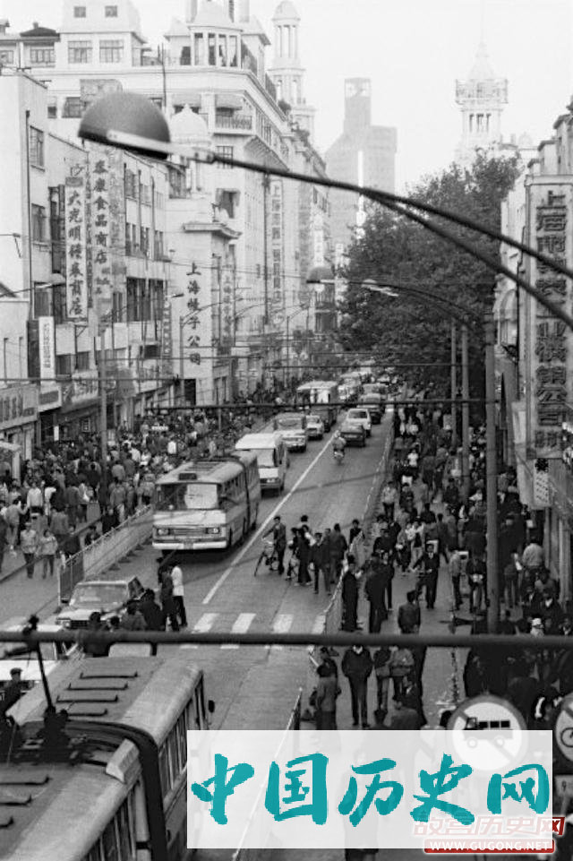 80年代老照片：八十年代的中华商业第一街
