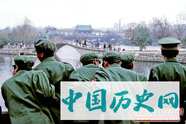 80年代老照片：远去的记忆 八十年代的青年们