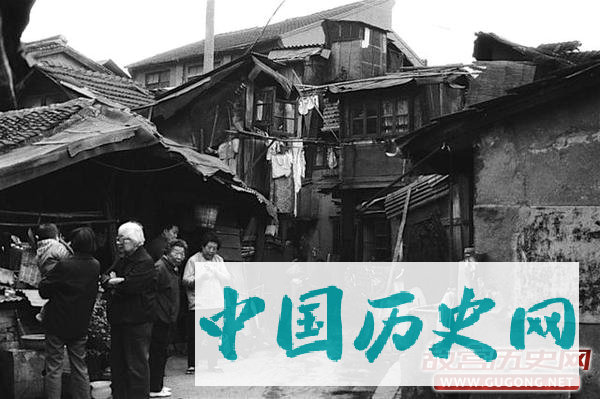 上海老照片：1990年代的老街 上海斜土路鲁班路