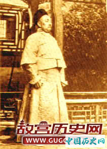 清代官服:清代官吏朝服和便服