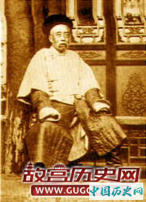 清代官服:清代官吏朝服和便服