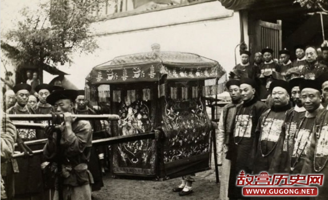 真正清代生活：1900-1910年间的老照片