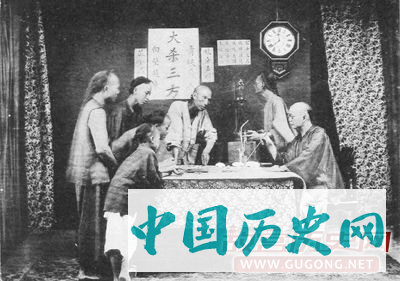 古代的高利贷年息约达100%