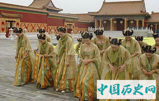 古代皇帝妻妾人数之谜:哪个皇帝后妃人数最多?