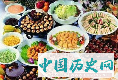 古代万岁爷每顿饭都吃啥？