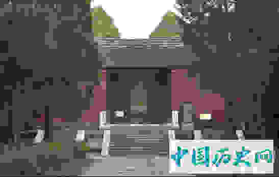 康熙帝六拜明孝陵 为什么行这么大的礼 ？