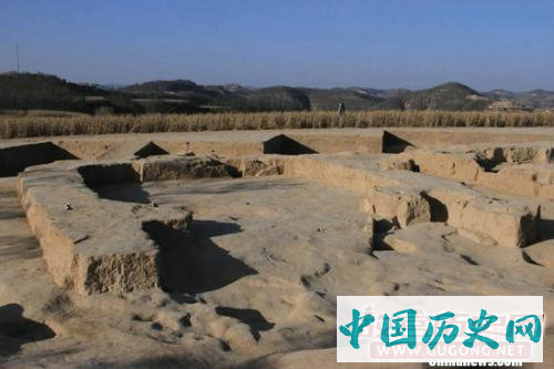 陕西延安芦山峁遗址发现用猪下颌骨奠基现象