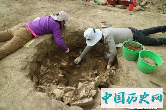 考古发现西藏西部高原丝绸之路重要文物遗存