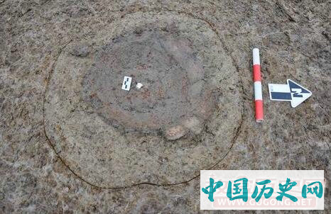 湖南澧县孙家岗遗址揭示出一座随葬玉器瓮棺墓