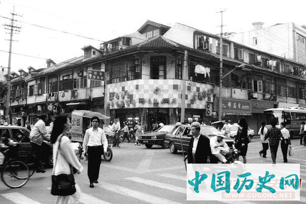 老照片：二十年前 大街上的你我他