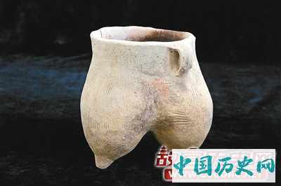 陕西宝鸡郭家崖村墓葬聚落展现秦人东进史