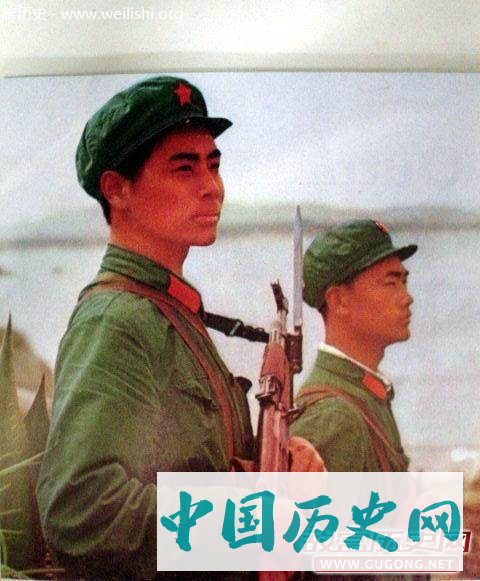 老照片：全民保卫边疆的火热年代