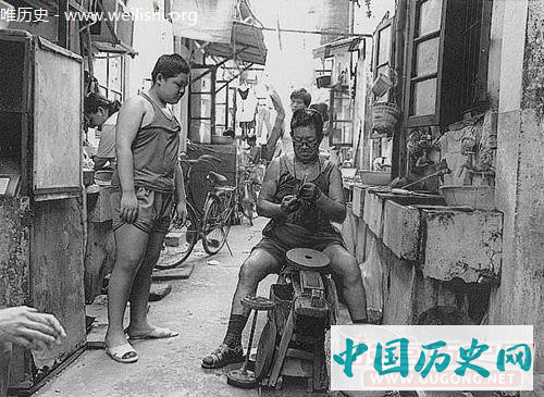 上海老照片：上海弄堂里的日子