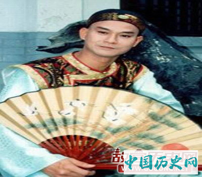 揭秘乾隆皇帝的防身利器为何只是一把扇子?
