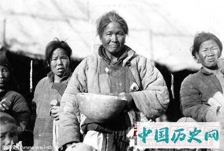 老照片：1927年山东大饥荒