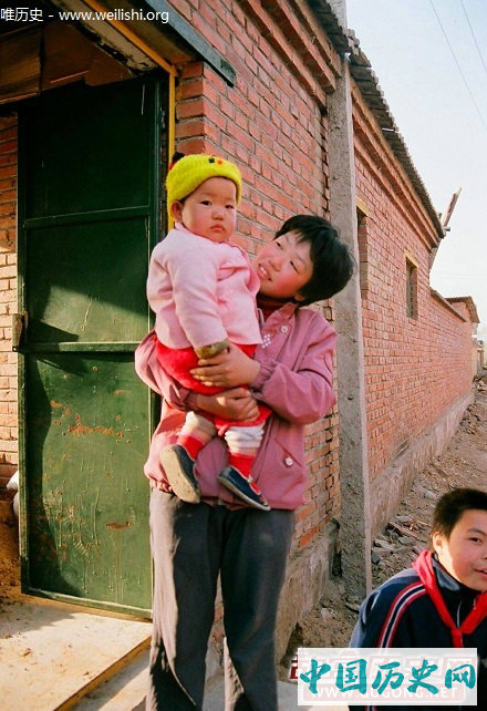 老照片1989年的北京：那时北京天很蓝孩子的笑很甜