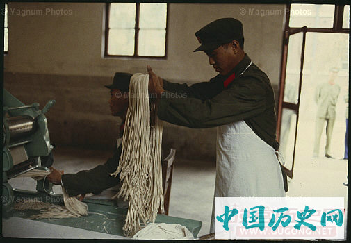 老照片：二十年前的彩色中国民生