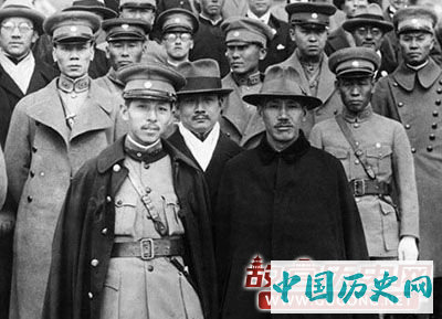 蒋介石对张学良用人不放心：张手下有一批前中共