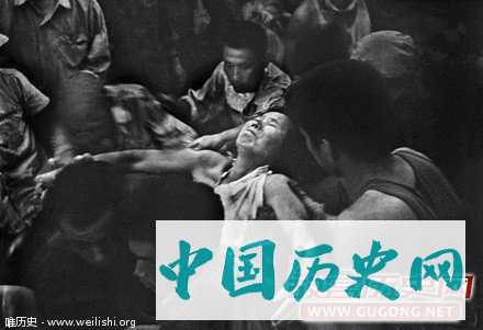 记录唐山大地震的老照片，每一张都无比珍贵