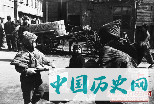 老照片：抗战胜利后的东北