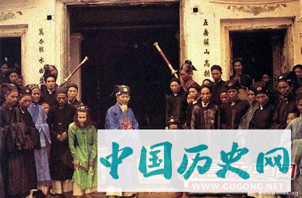最早的彩色照片：1909年风雨飘摇的中国