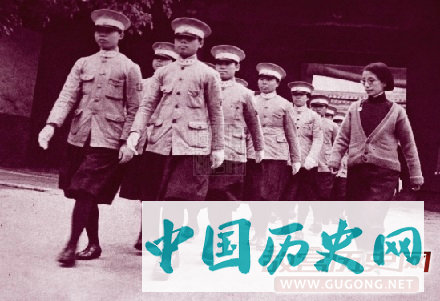 日伪帮凶：伪北平地方维持会女警原始照片