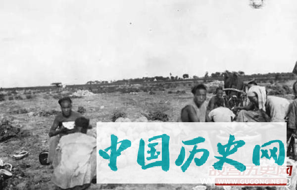 清朝老照片：晚清农村地里的农家活