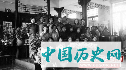 老照片揭秘真实的“金陵十三钗”